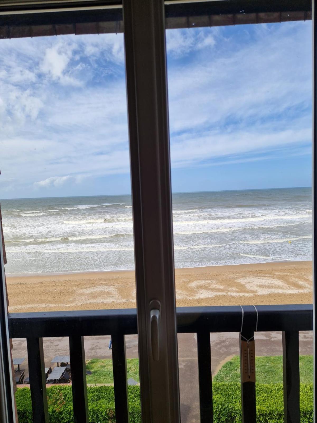 Appartement Vue Mer Cabourg Extérieur photo